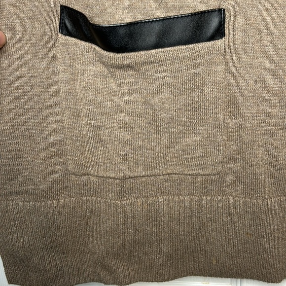 Long Sweater with Faux Leather details Size Medium - Picture 3 of 4